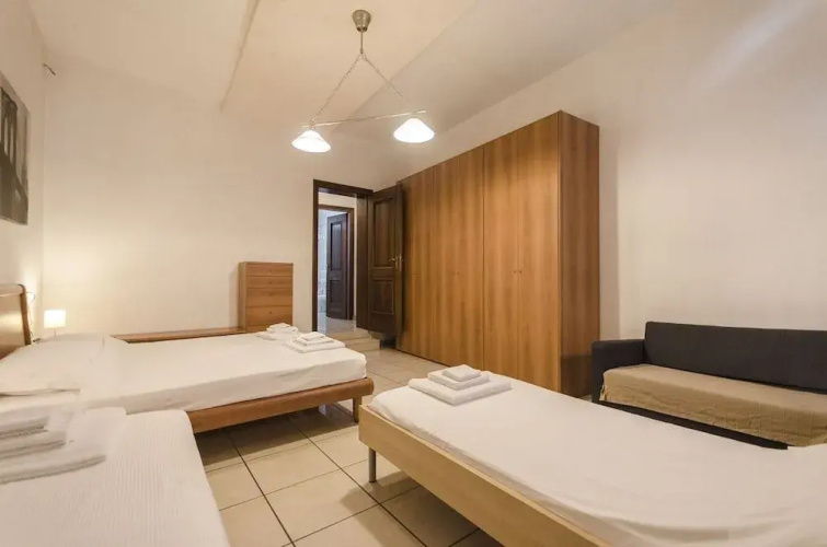 Carro Apartment