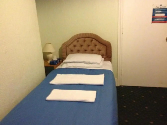 Lenton Lodge Guest House
