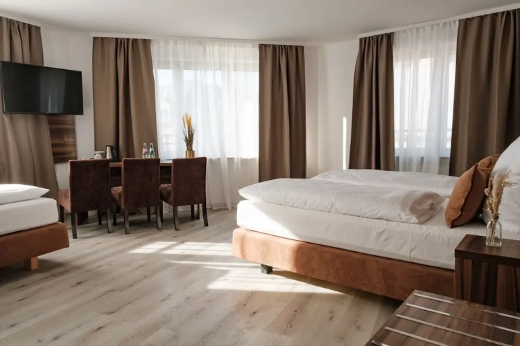 Deluxe Triple room