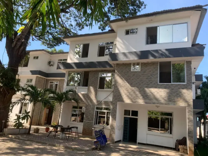 Huasheng Hotel - Dar es-Salam