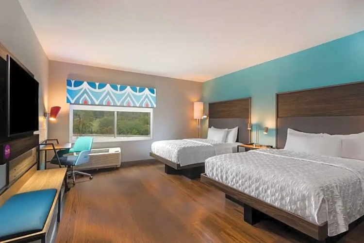 2 Bedrooms Double Suite