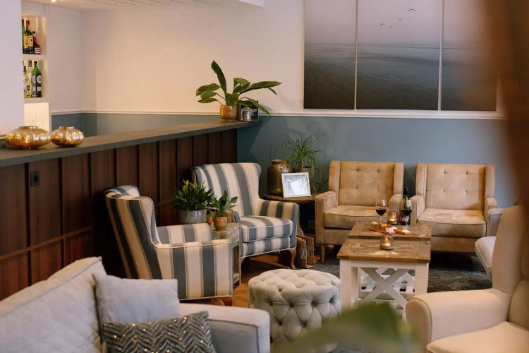 Hotel Cocoon