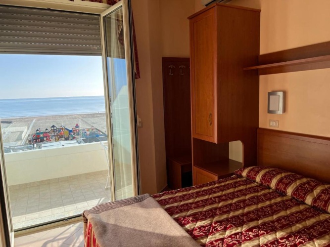 Deluxe Double room with balcony and with sea view