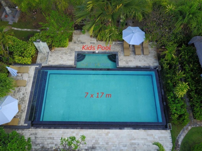 2 Bedrooms Villa