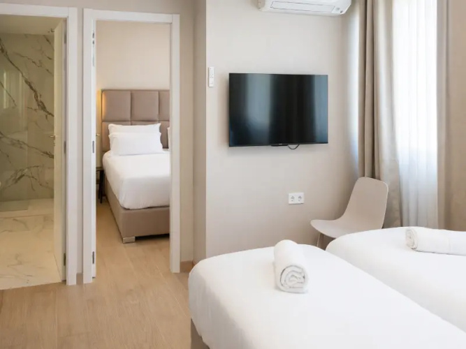 1 Bedroom Apartment