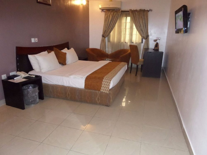 Suru Express Hotel