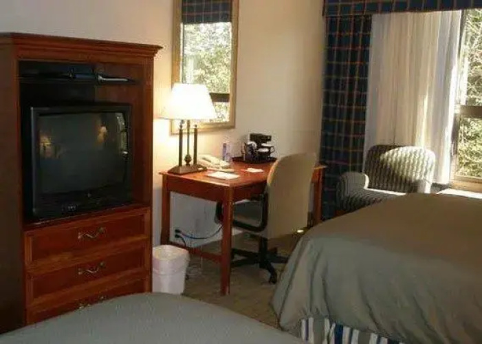 Clarion Inn