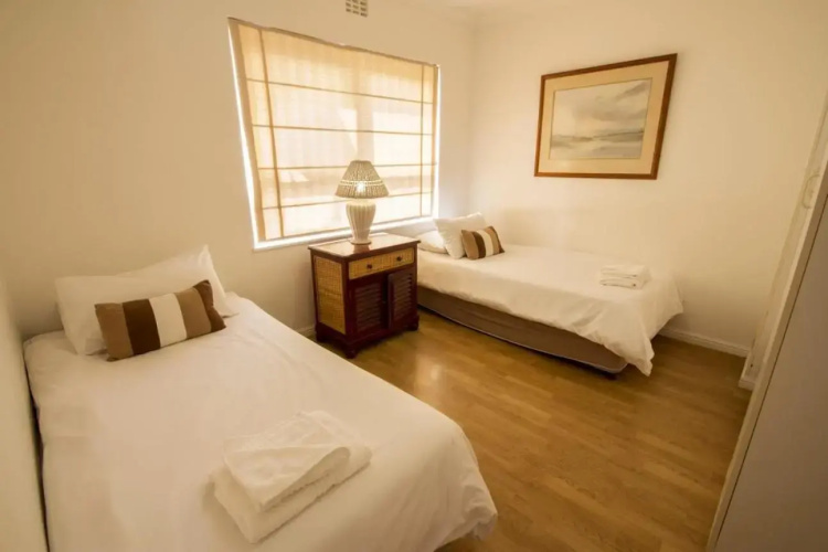 Laguna Grove 48