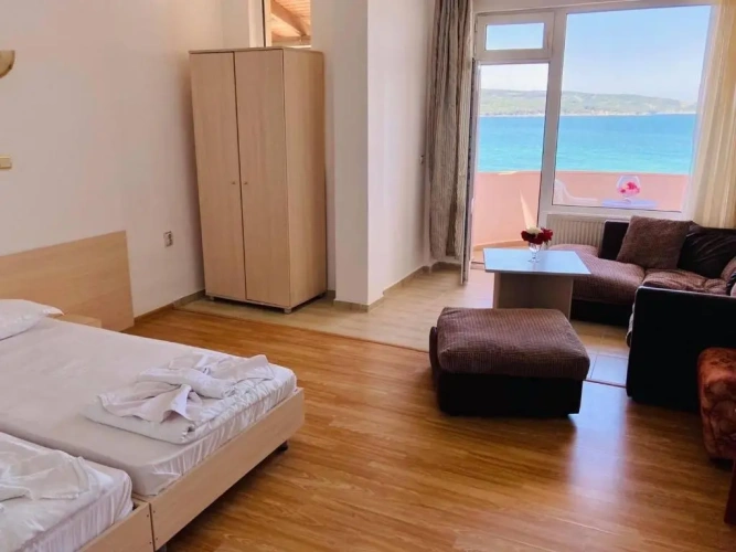 1 Bedroom Suite with sea view