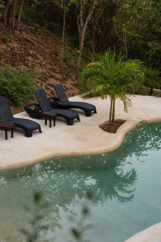 Cocos Hotel