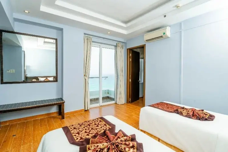 Standard Double room with balcony and with sea view