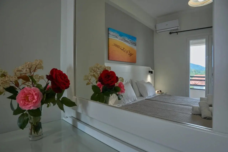 Fiona Apartments