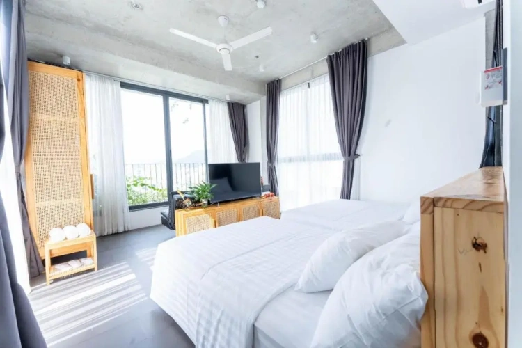 Standard Quadruple room with mountain view