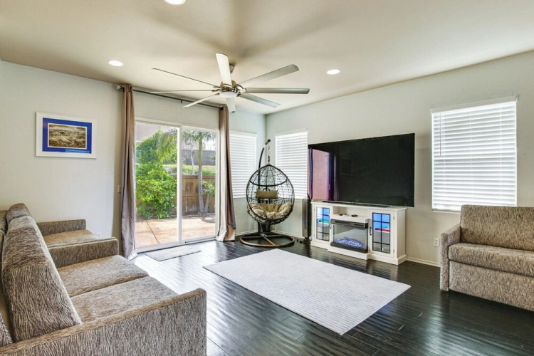 3 Bedrooms Cottage