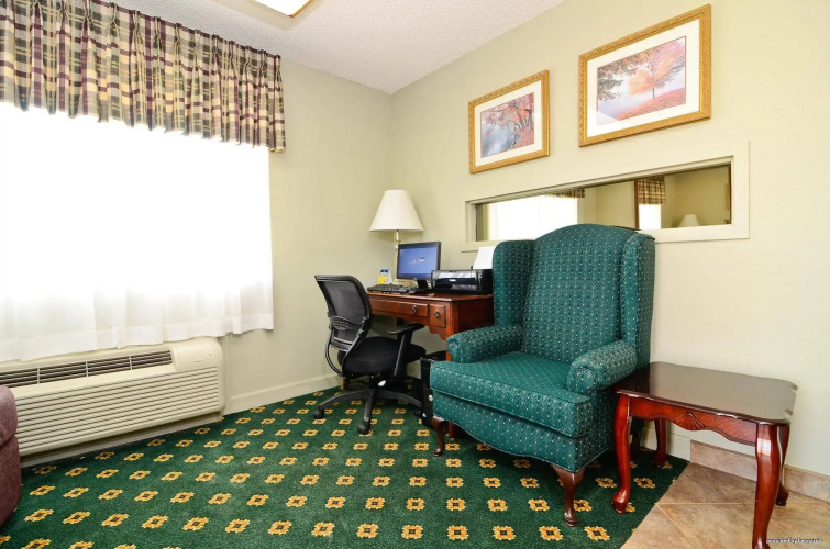 The Jewel Motel