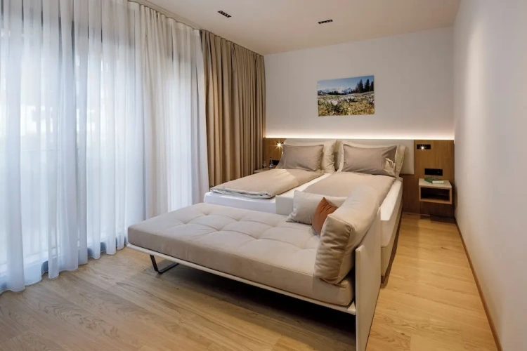 Deluxe Double room with land view