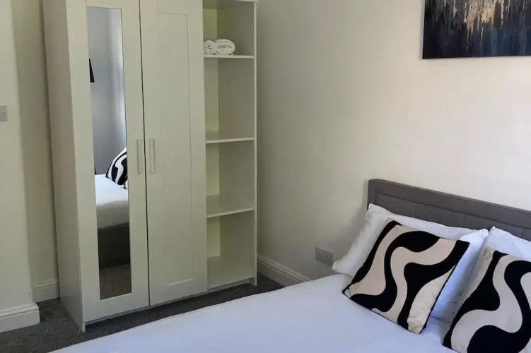 Privategarden- Freeparking- wd- 2br- Wifi
