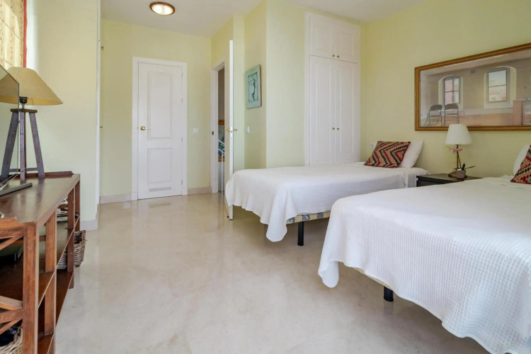 Penthouse close to the beach