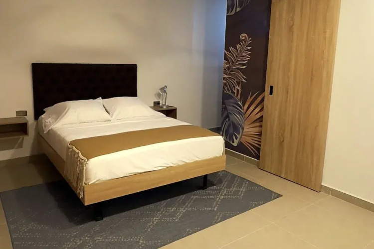 Hotel Star 37 Av