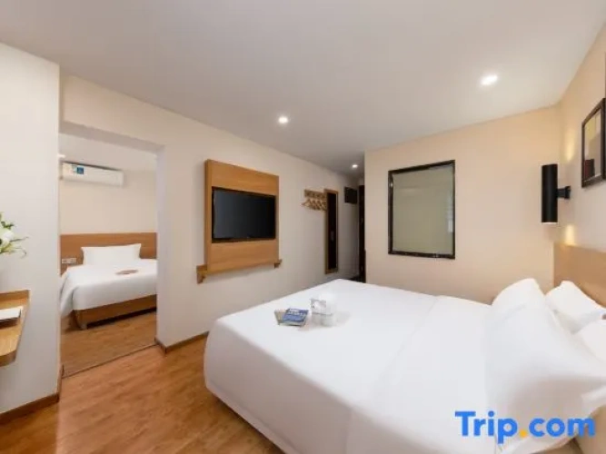 Standard Twin Family room