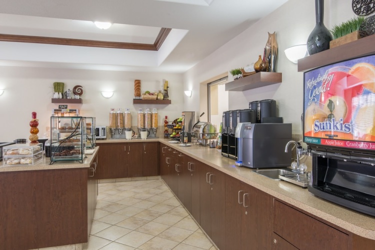 Ramada by Wyndham Lac La Biche photo 23