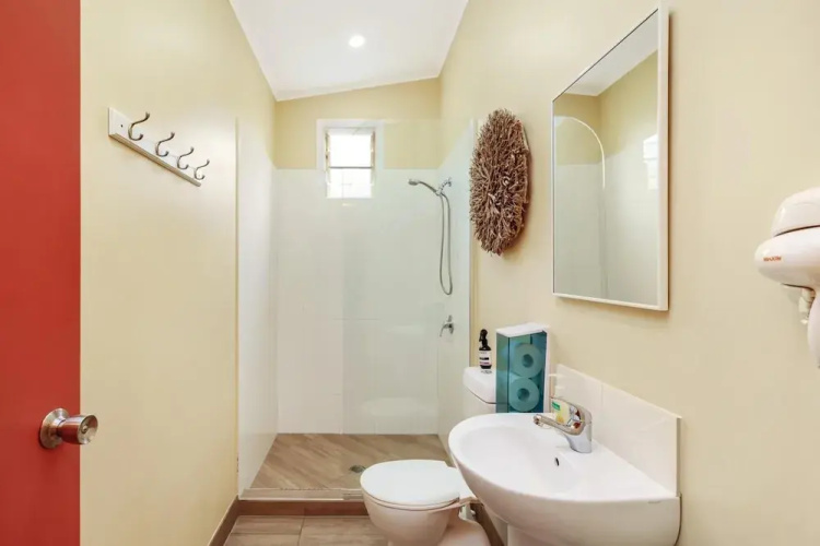 Travellers Oasis - Hostel
