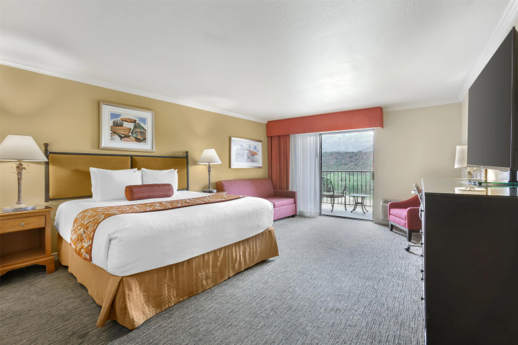 Best Western Plus Arroyo Roble Hotel & Creekside Villas photo 6