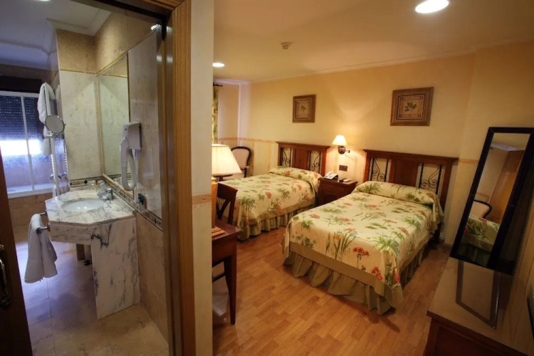 Hotel Restaurante El Pentágono