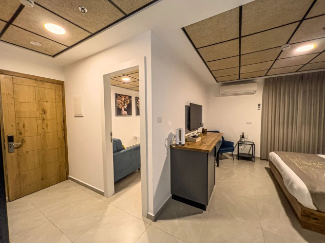 Goland Hotel