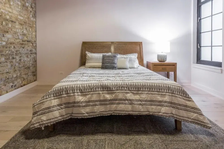 3 BDR Downtown Luxury Loft-spacious, Safe & Secure