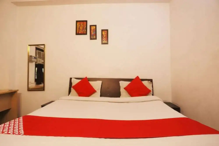 Brs Homes By OYO Rooms
