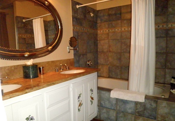 The Inn At Vanessie photo 10