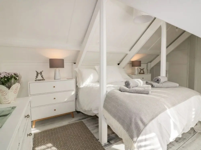 Harbour Retreat
