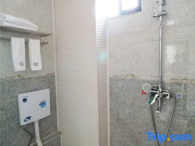 Fengmingjiutian   Hotels