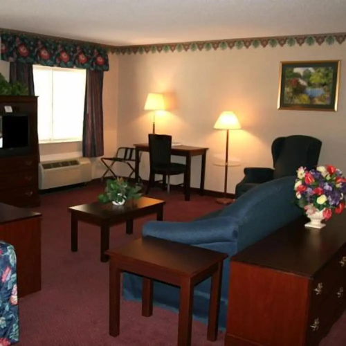 National Heritage Inn and Suites