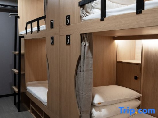 Bed in Dorm (male dorm)