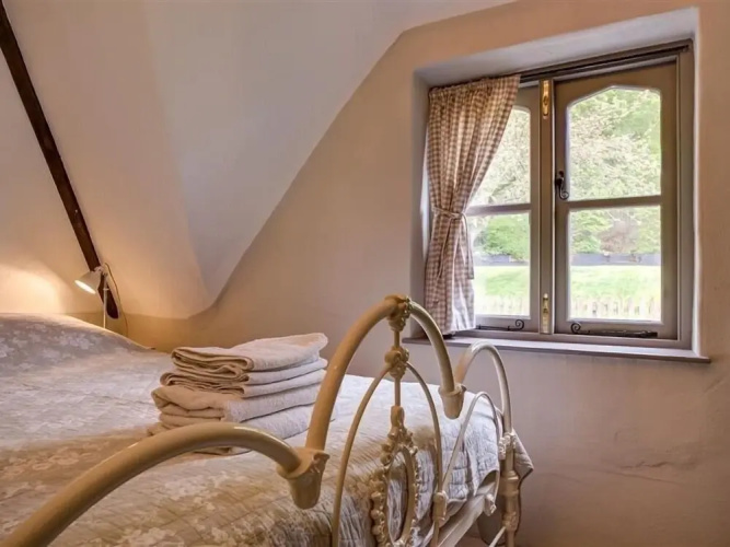 Cosy Cot
