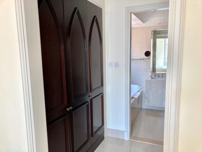 Luxurious Stay in Dubai Downtown