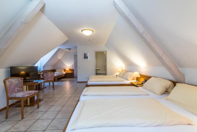 Standard Quadruple room