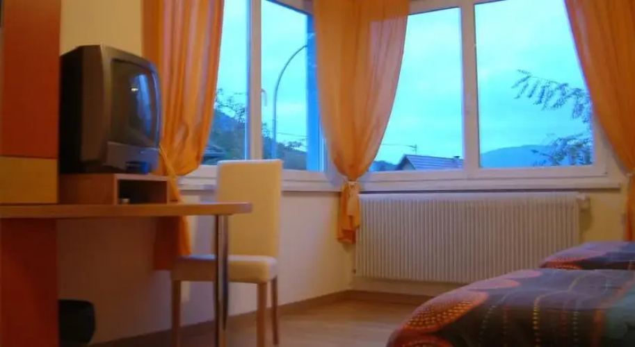 La Maison Bleue