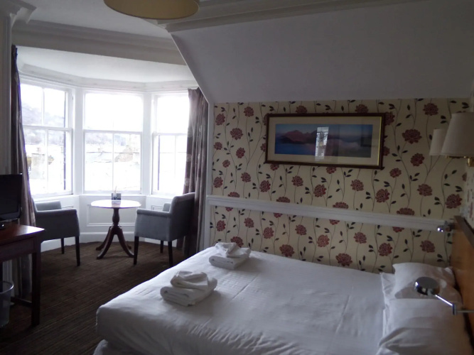 Caledonian Hotel