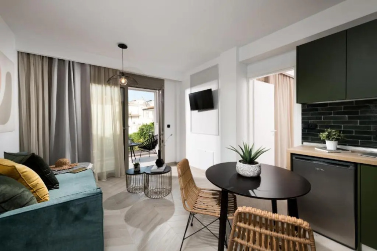 Alkyon Hotel