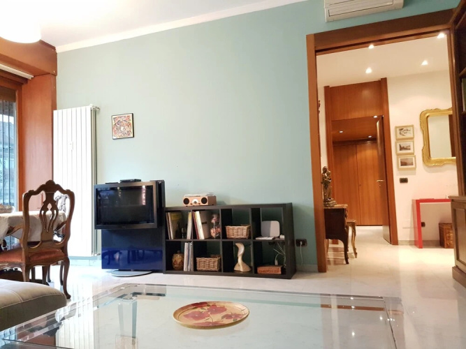 Sant' Ambrogio Apartment - San Vittore