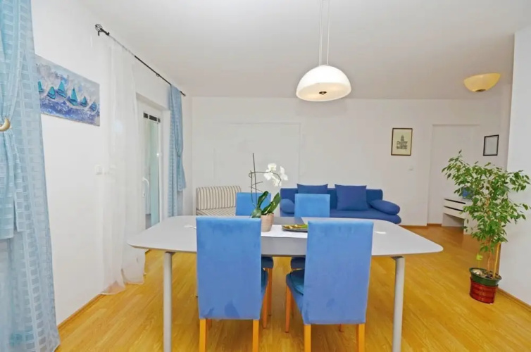 Apartments Josip