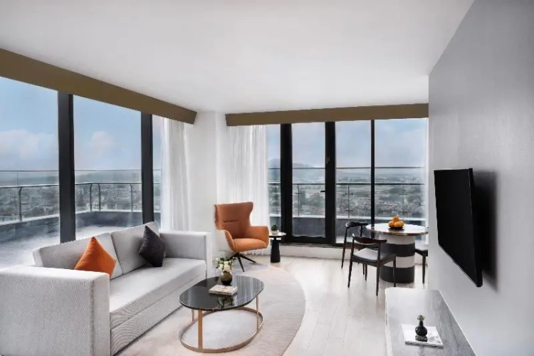 Double Club Suite