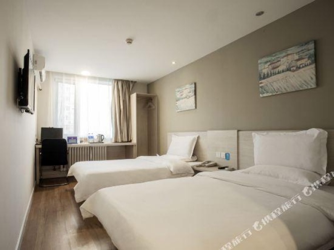 Business Quadruple room