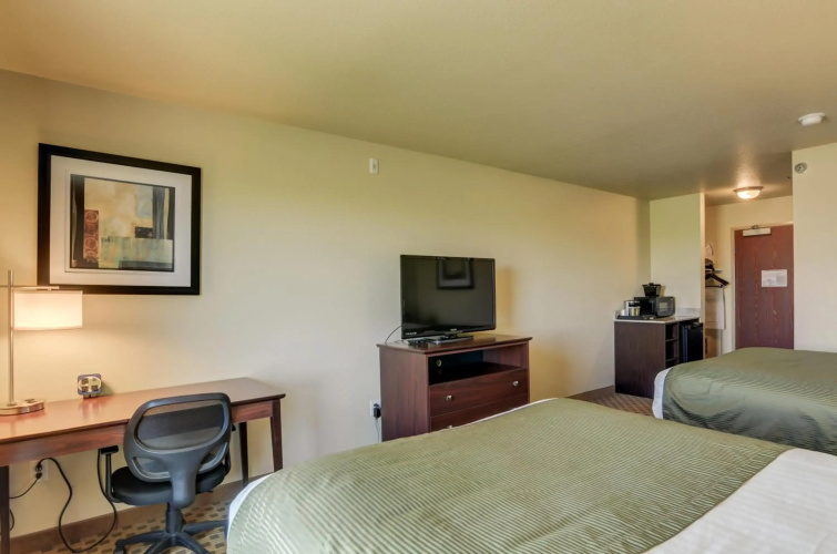 Cobblestone Inn & Suites - Eaton