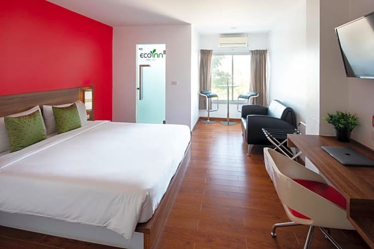 Premier Double room with city view