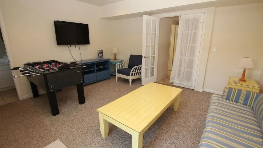 Oceanfront Gold - 6 Br Home