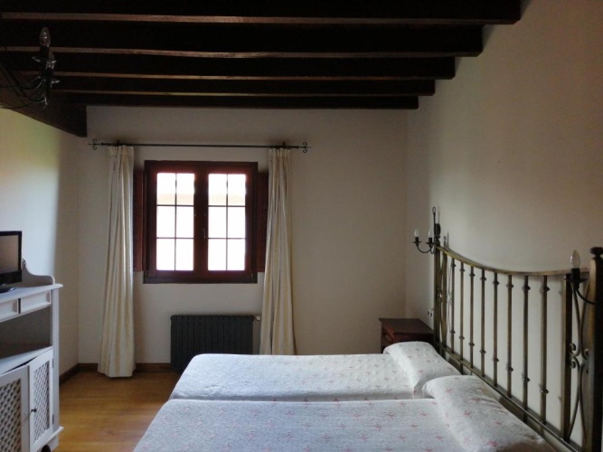 Standard Twin room with sea view
